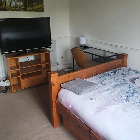 Spacious And Serene Stay Near Milton Keynes Centre Willen Phòng bức ảnh