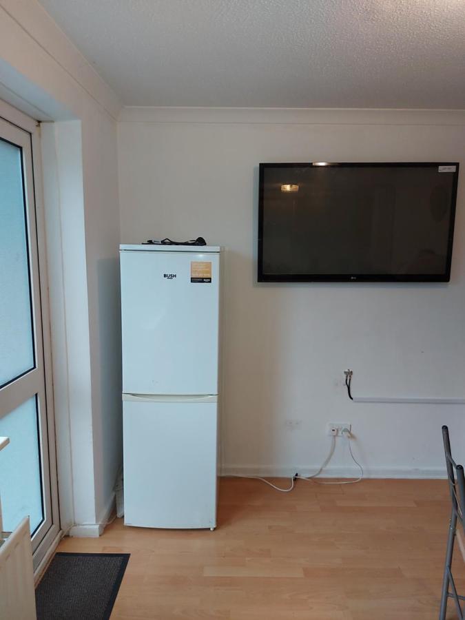 Spacious And Serene Stay Near Milton Keynes Centre Willen Ngoại thất bức ảnh
