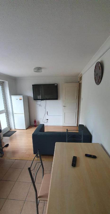 Spacious And Serene Stay Near Milton Keynes Centre Willen Ngoại thất bức ảnh