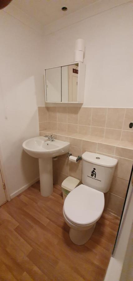 Spacious And Serene Stay Near Milton Keynes Centre Willen Ngoại thất bức ảnh