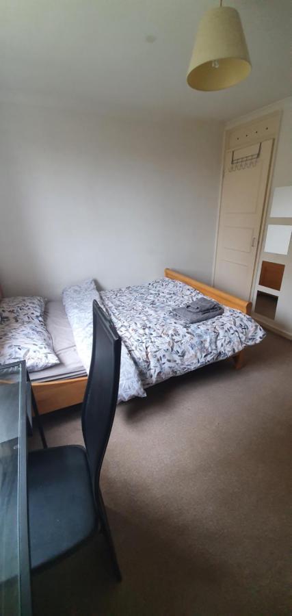 Spacious And Serene Stay Near Milton Keynes Centre Willen Ngoại thất bức ảnh